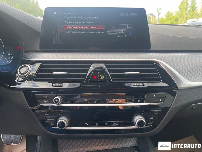 BMW 530e 39 interauto-car