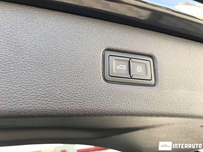 Audi Q7 62 audi Q7 2021