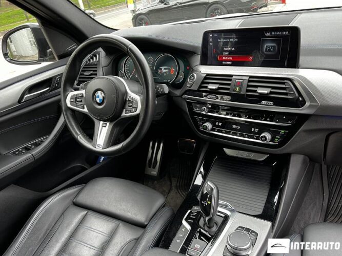BMW X3 2.0D 43 interauto-car