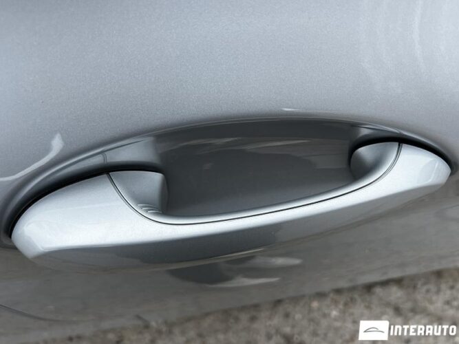 BMW X3 2.0D 54 interauto-car