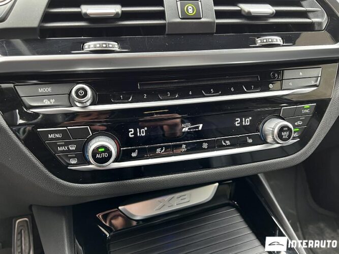 BMW X3 2.0D 49 interauto-car