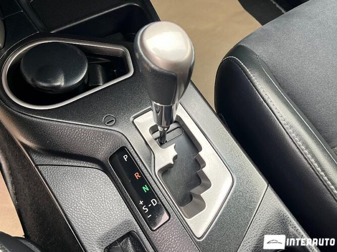 Toyota Rav-4 44 interauto-car