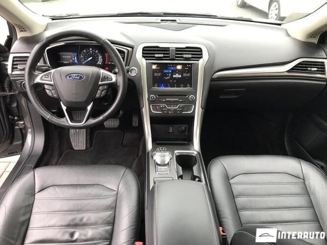 Ford Fusion 50 interauto-car