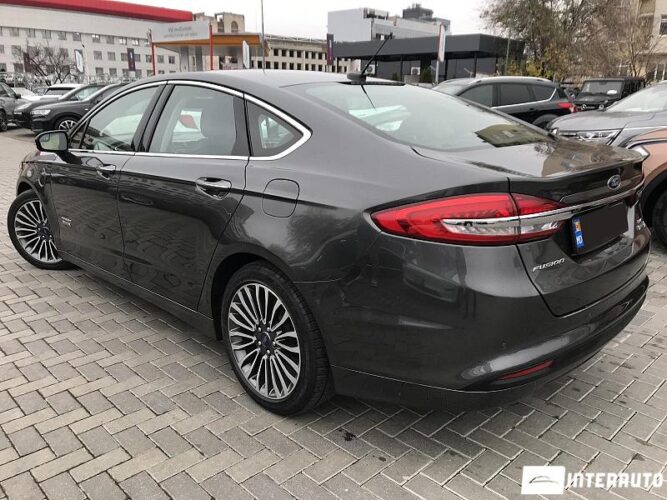 Ford Fusion 43 interauto-car