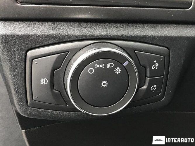 Ford Fusion 60 interauto-car