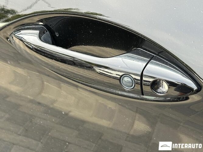 Honda Clarity 46 interauto-car