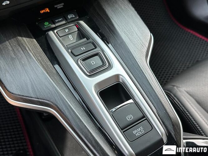 Honda Clarity 42 interauto-car