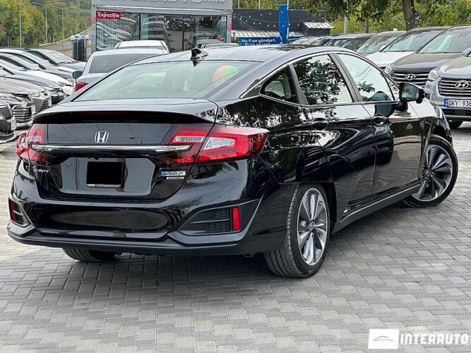 Honda Clarity 34 interauto-car