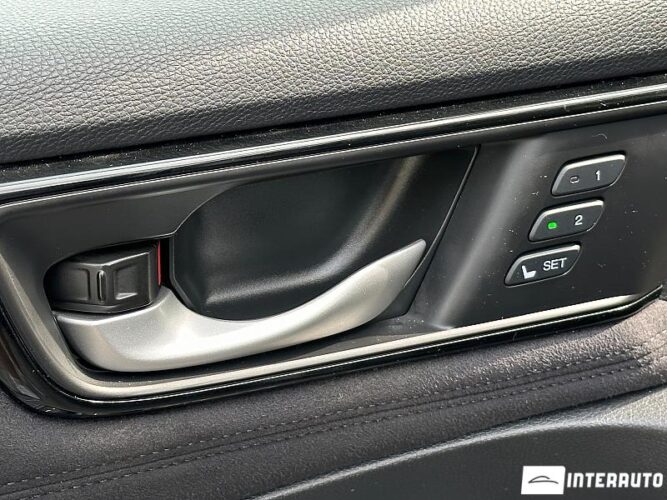 Honda Clarity 47 interauto-car