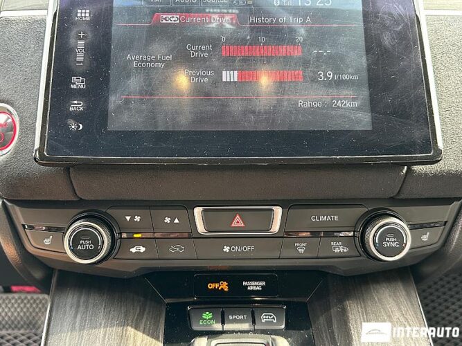 Honda Clarity 40 interauto-car