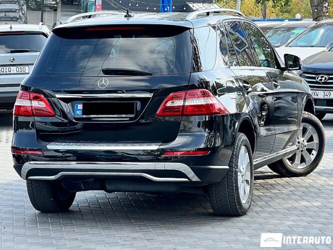 Mercedes ML 250 32 interauto-car