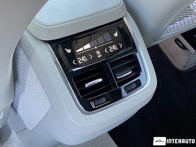 Volvo XC 90 54 interauto-car