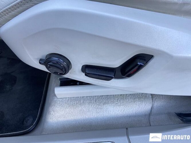 Volvo XC 90 51 interauto-car