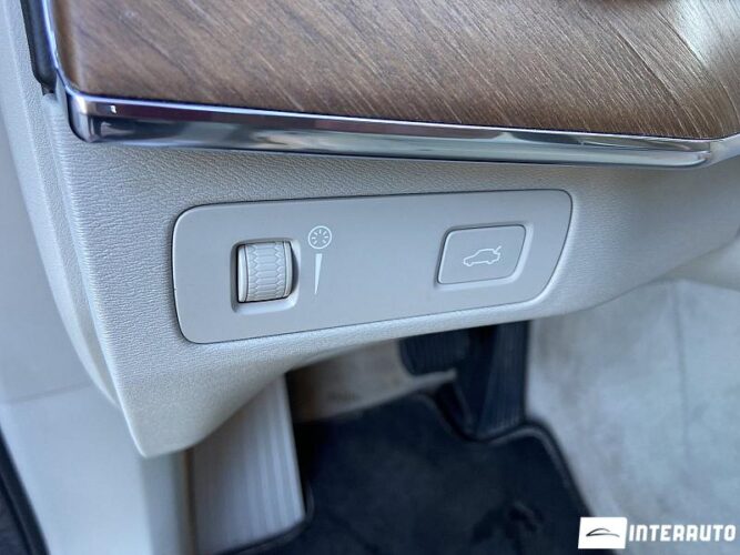 Volvo XC 90 50 interauto-car