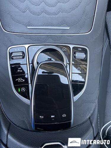 Mercedes E 220 41 mercedes E 220 2018