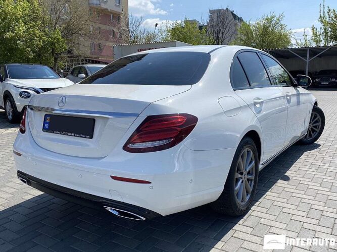 Mercedes E 220 30 mercedes E 220 2018
