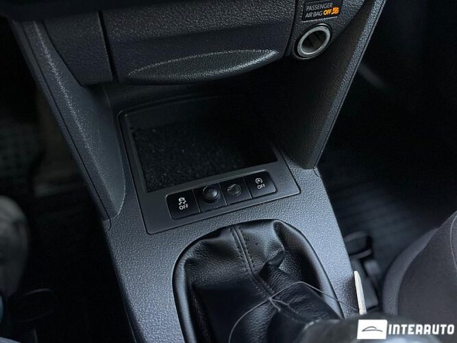 Volkswagen Caddy Maxi 42 interauto-car
