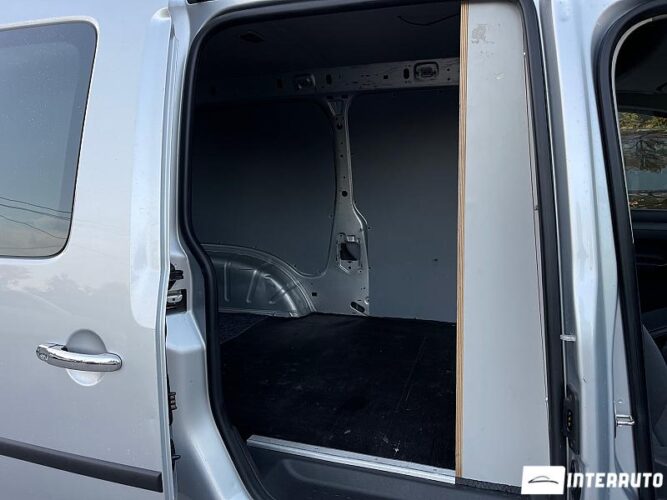 Volkswagen Caddy Maxi 45 interauto-car