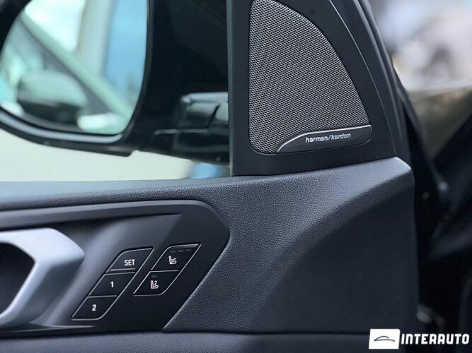 BMW X5 4.0i 54 interauto-car