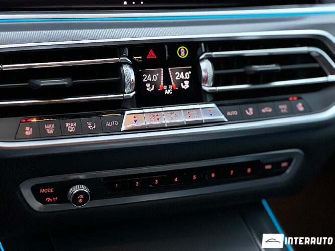 BMW X5 4.0i 47 interauto-car