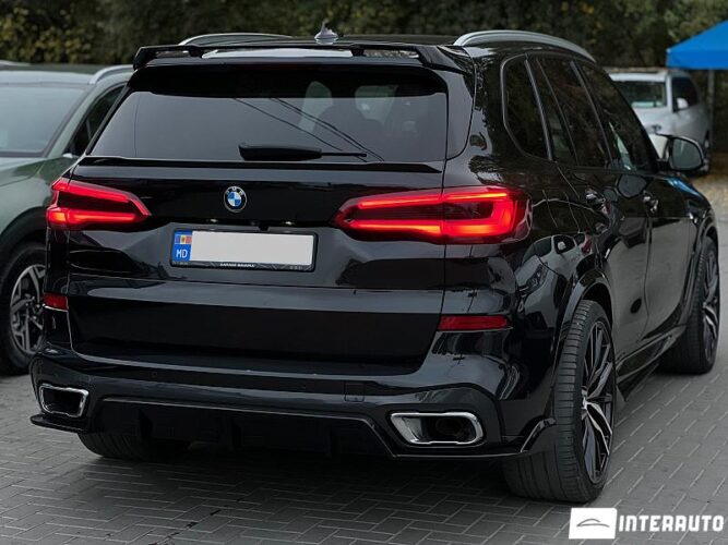 BMW X5 4.0i 40 interauto-car