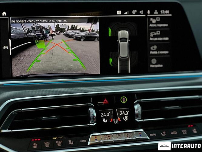 BMW X5 4.0i 48 interauto-car