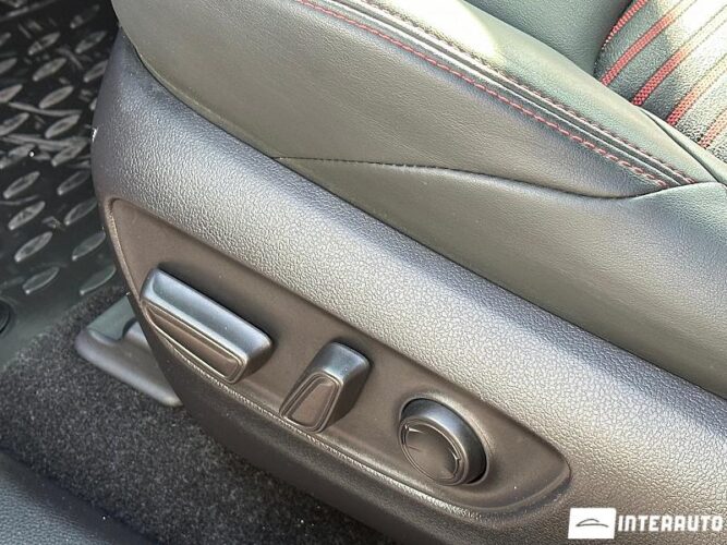 Toyota Rav-4 51 interauto-car