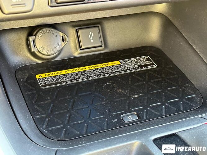 Toyota Rav-4 49 interauto-car