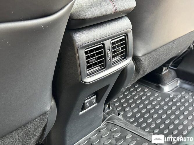 Toyota Rav-4 60 interauto-car