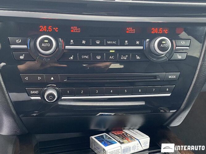 BMW X5 3.5i 40 interauto-car