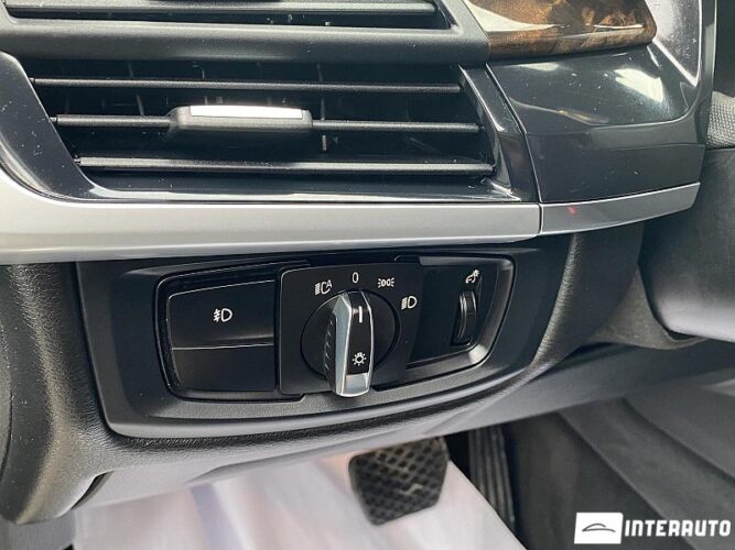 BMW X5 3.5i 42 interauto-car