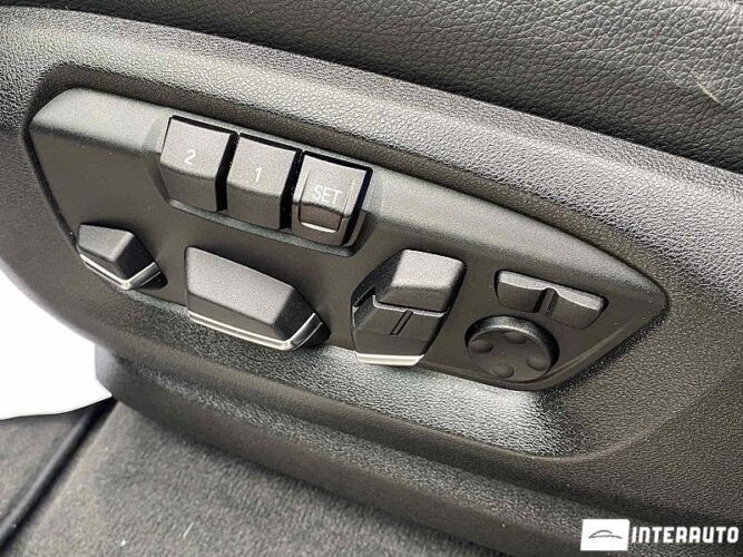BMW X5 3.5i 47 interauto-car