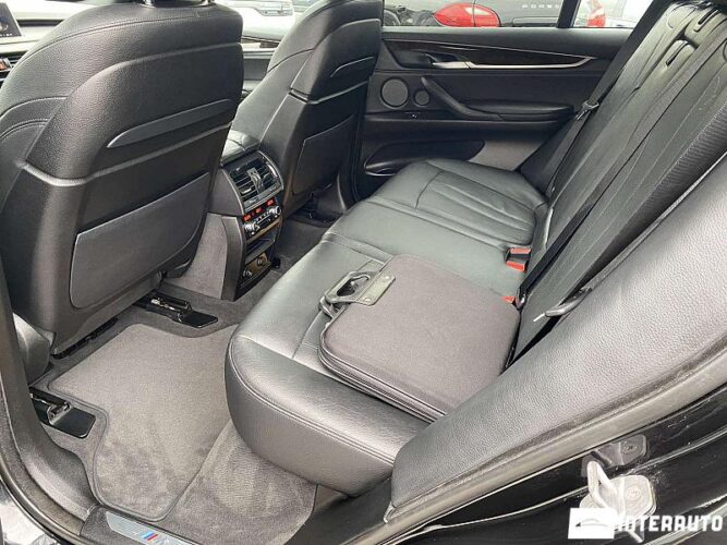 BMW X5 3.5i 48 interauto-car
