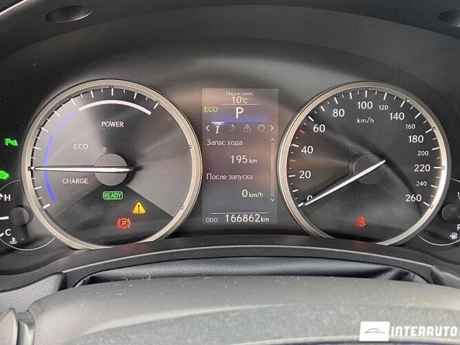 Lexus NX 300H 40 interauto-car