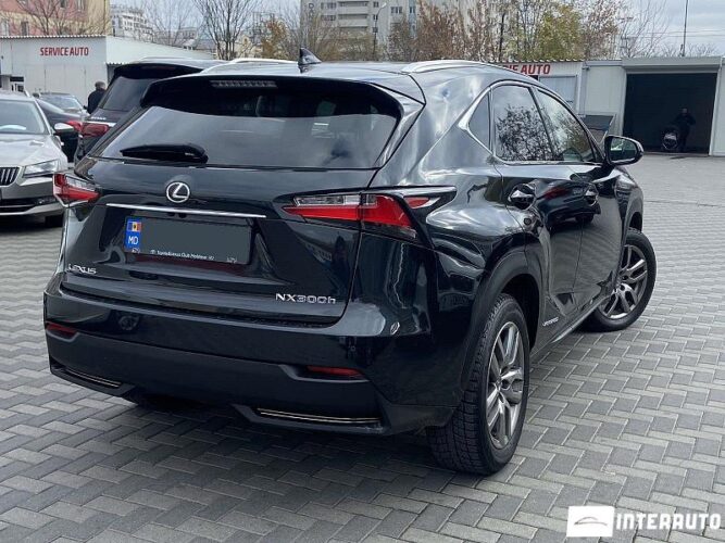 Lexus NX 300H 33 interauto-car