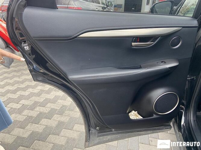 Lexus NX 300H 46 interauto-car