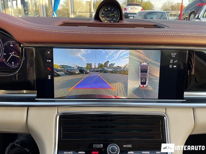 Porsche Panamera 4 43 interauto-car