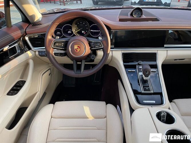 Porsche Panamera 4 39 interauto-car