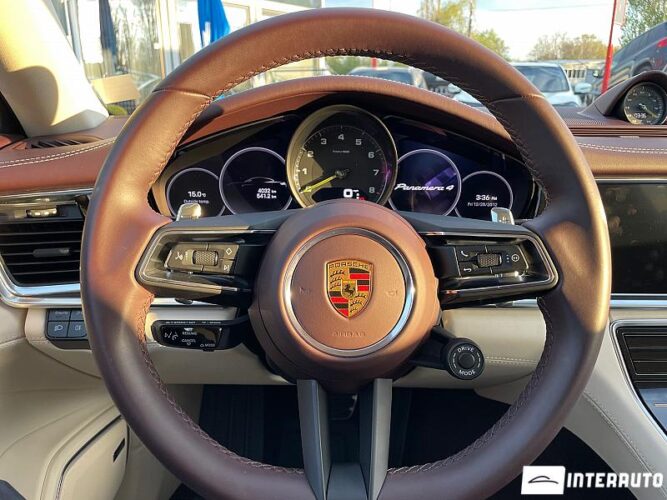 Porsche Panamera 4 40 interauto-car