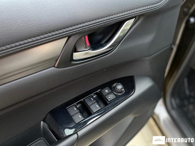 Mazda CX-5 35 interauto-car