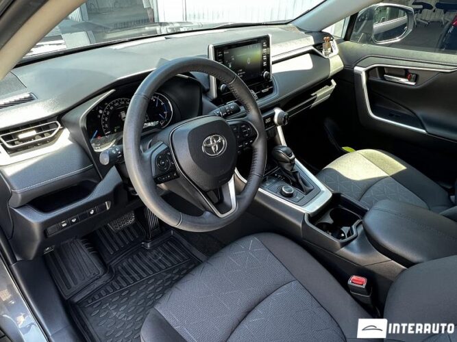 Toyota Rav-4 36 interauto-car