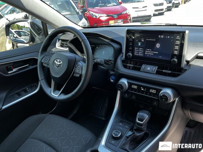 Toyota Rav-4 44 interauto-car