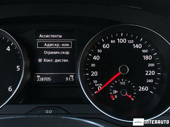 Volkswagen Passat 36 interauto-car