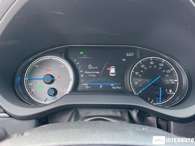 Toyota Venza 43 interauto-car