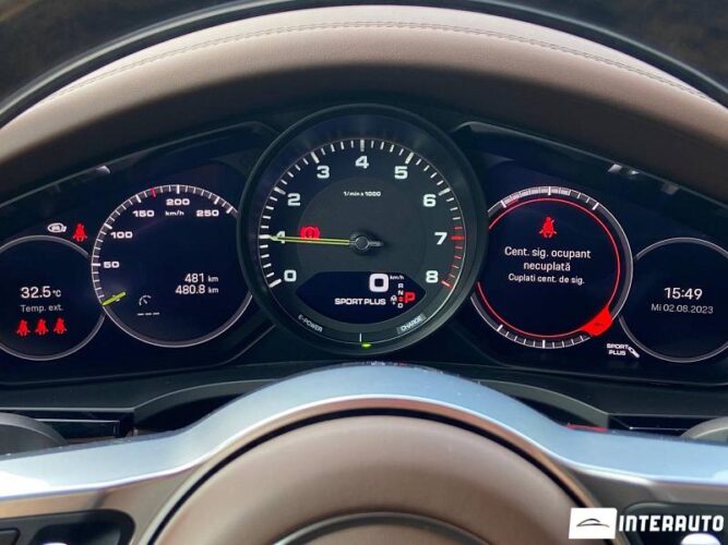 Porsche Cayenne E-Hybrid 43 interauto-car