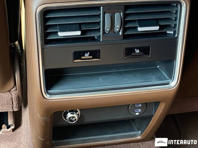 Porsche Cayenne E-Hybrid 53 interauto-car