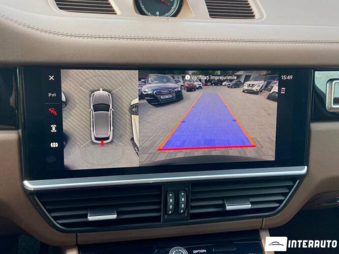 Porsche Cayenne E-Hybrid 47 interauto-car