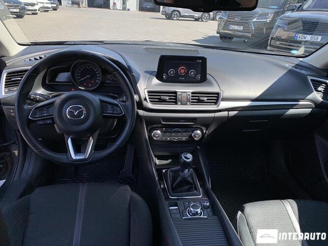 mazda 3 2017