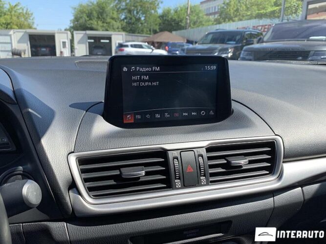 mazda 3 2017