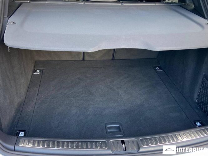 Porsche Macan 54 interauto-car